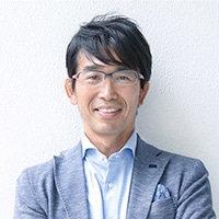 中竹 竜二氏