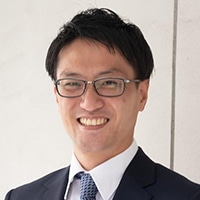 佐藤 峻一氏